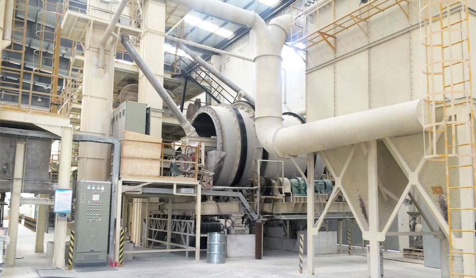 全自動滾筒造粒機(jī)(6000噸/年)